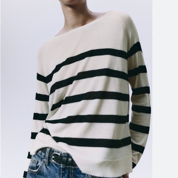 Zara Striped White Navy Pullover NWOT - Picture 1 of 8